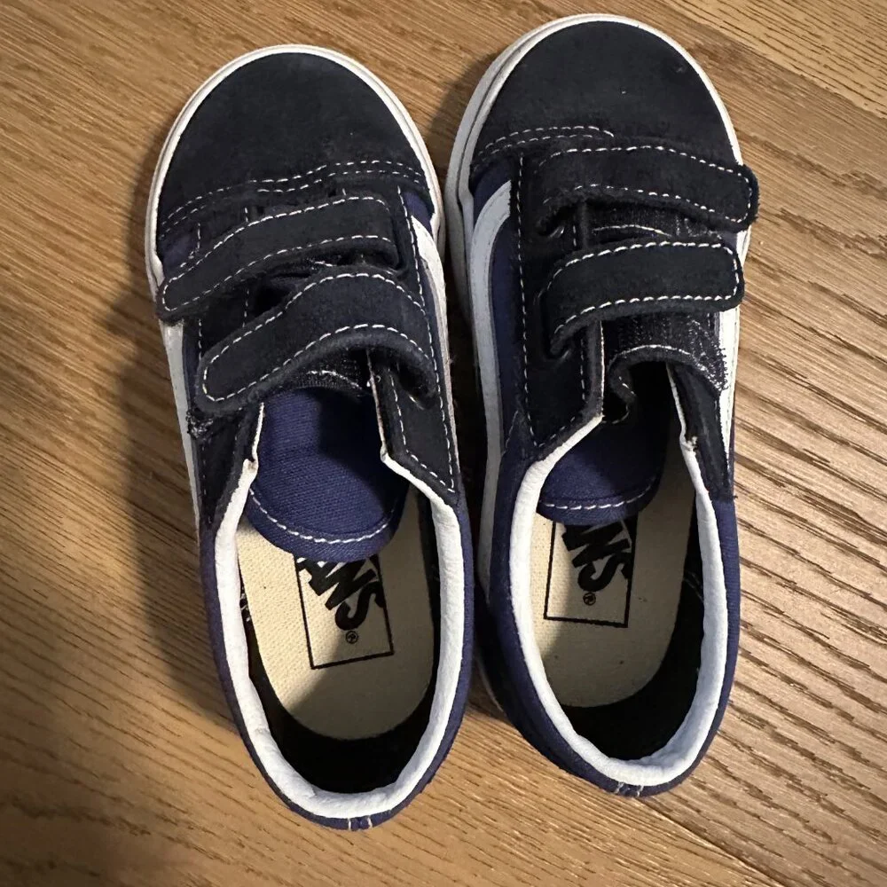 Vans Old Skool V Core Navy in T9 - Picture 2 of 8